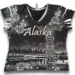 Black and white Alaska t-shirt